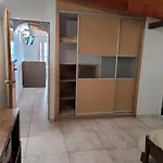Logan's شقة فندقية 2*