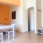 Logan's نيدري