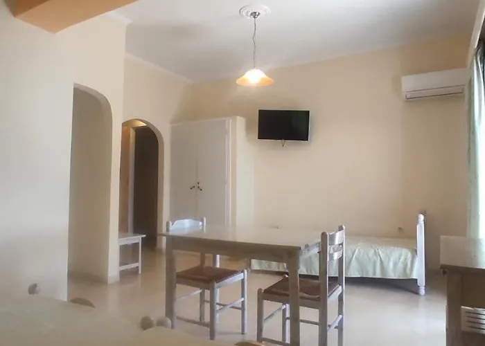 Logan's Nydri (Lefkada)