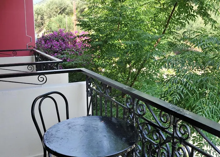 Logan's Nydri (Lefkada)