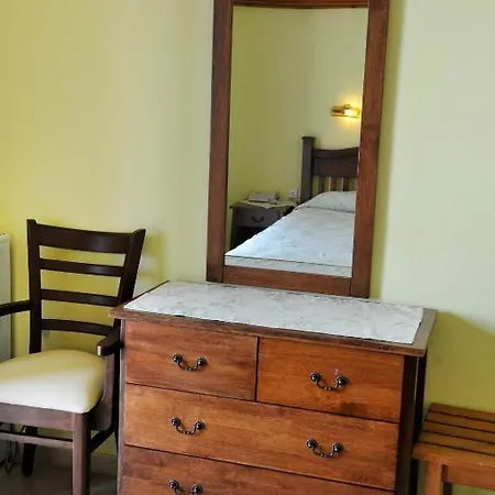 Lägenhetshotell Logan's Nidhrion